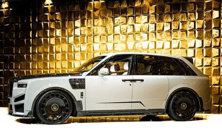 Rolls-Royce Cullinan, 2025 год, 140 000 000 рублей, 3 фотография