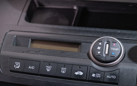 Honda Freed I, 2013 год, 1 299 000 рублей, 13 фотография