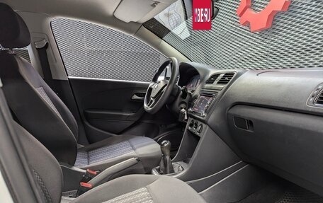 Volkswagen Polo VI (EU Market), 2015 год, 760 000 рублей, 25 фотография