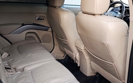 Mitsubishi Outlander III рестайлинг 3, 2008 год, 679 000 рублей, 9 фотография