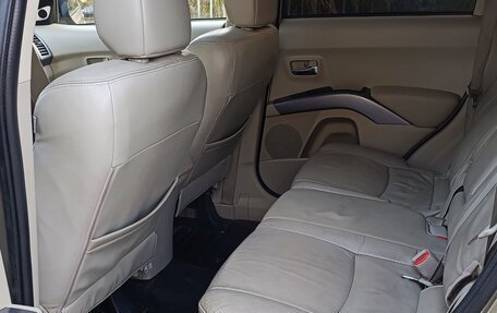 Mitsubishi Outlander III рестайлинг 3, 2008 год, 679 000 рублей, 6 фотография