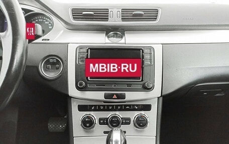 Volkswagen Passat B7, 2012 год, 1 099 000 рублей, 18 фотография