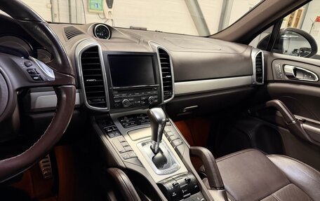 Porsche Cayenne III, 2013 год, 2 999 000 рублей, 26 фотография