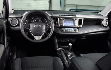 Toyota RAV4, 2014 год, 1 499 000 рублей, 6 фотография