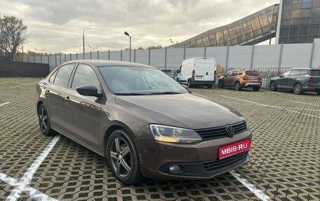 Volkswagen Jetta VI, 2012 год, 880 000 рублей, 1 фотография