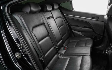 Hyundai Elantra VI рестайлинг, 2017 год, 1 399 000 рублей, 7 фотография