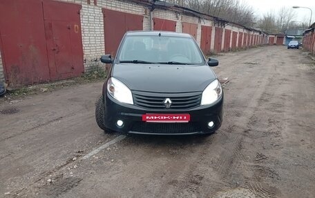 Renault Sandero I, 2010 год, 500 000 рублей, 2 фотография