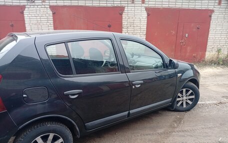 Renault Sandero I, 2010 год, 500 000 рублей, 5 фотография