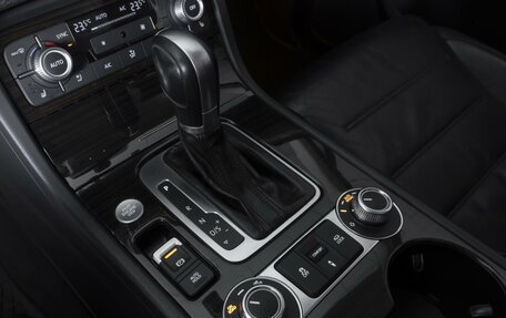 Volkswagen Touareg III, 2017 год, 3 186 000 рублей, 12 фотография