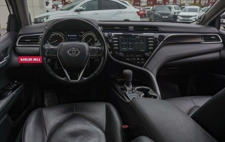 Toyota Camry, 2020 год, 2 599 000 рублей, 6 фотография