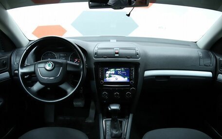 Skoda Octavia, 2011 год, 690 000 рублей, 10 фотография