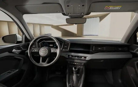 Audi A1, 2025 год, 5 300 000 рублей, 10 фотография