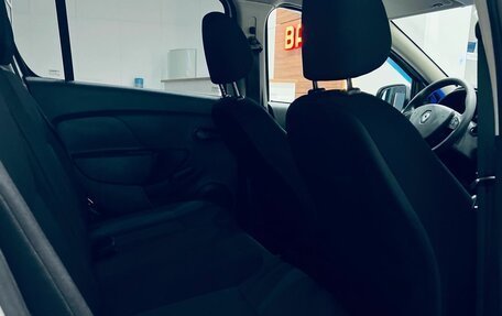 Renault Sandero II рестайлинг, 2016 год, 570 000 рублей, 11 фотография