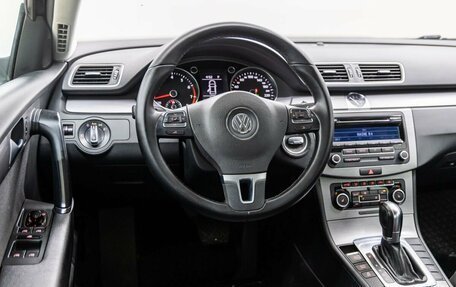 Volkswagen Passat B7, 2011 год, 1 240 000 рублей, 16 фотография
