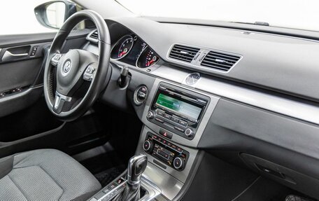 Volkswagen Passat B7, 2011 год, 1 240 000 рублей, 35 фотография