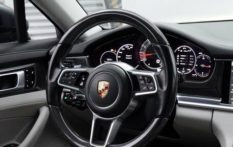 Porsche Panamera II рестайлинг, 2018 год, 5 750 000 рублей, 15 фотография