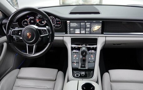 Porsche Panamera II рестайлинг, 2018 год, 5 750 000 рублей, 13 фотография