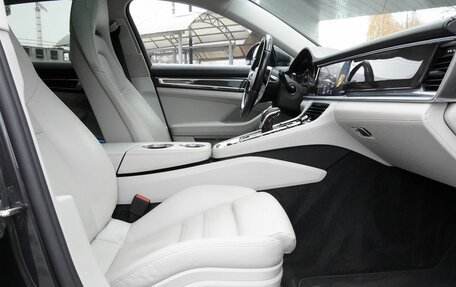 Porsche Panamera II рестайлинг, 2018 год, 5 750 000 рублей, 19 фотография