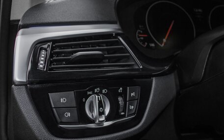 BMW 5 серия, 2019 год, 4 200 000 рублей, 21 фотография