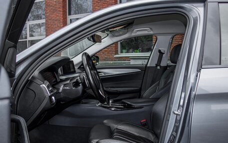 BMW 5 серия, 2019 год, 4 200 000 рублей, 28 фотография