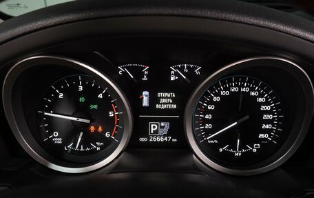 Toyota Land Cruiser 200, 2014 год, 4 199 000 рублей, 34 фотография