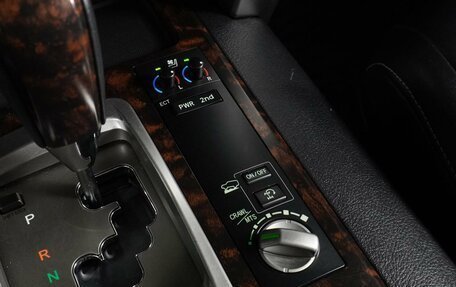 Toyota Land Cruiser 200, 2014 год, 4 199 000 рублей, 32 фотография