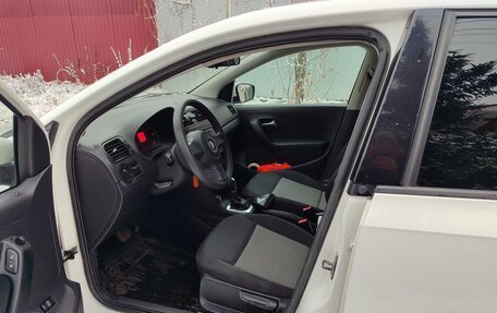 Volkswagen Polo VI (EU Market), 2010 год, 800 000 рублей, 8 фотография