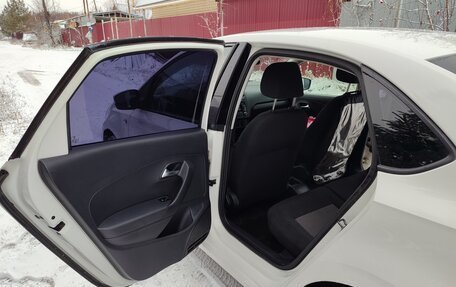 Volkswagen Polo VI (EU Market), 2010 год, 800 000 рублей, 12 фотография