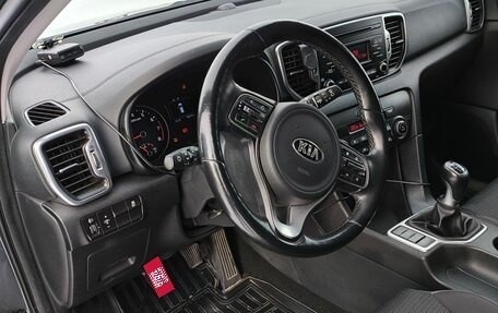 KIA Sportage IV рестайлинг, 2018 год, 2 150 000 рублей, 8 фотография