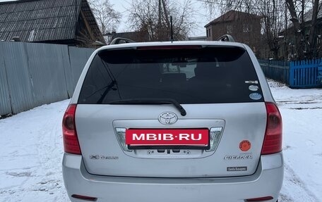 Toyota Corolla, 2004 год, 600 000 рублей, 7 фотография