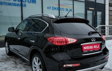 Infiniti QX50 I рестайлинг, 2017 год, 2 500 000 рублей, 2 фотография