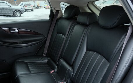 Infiniti QX50 I рестайлинг, 2017 год, 2 500 000 рублей, 20 фотография