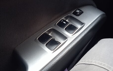 Mitsubishi Outlander III рестайлинг 3, 2004 год, 495 000 рублей, 3 фотография