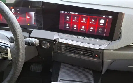 Opel Astra, 2025 год, 3 800 000 рублей, 12 фотография