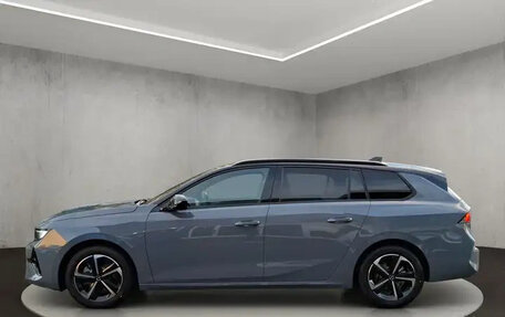 Opel Astra, 2025 год, 3 800 000 рублей, 8 фотография