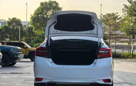 Toyota Vios III, 2021 год, 1 000 000 рублей, 6 фотография