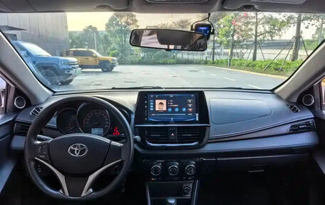 Toyota Vios III, 2021 год, 1 000 000 рублей, 9 фотография