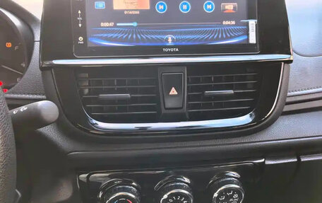 Toyota Vios III, 2021 год, 1 000 000 рублей, 14 фотография