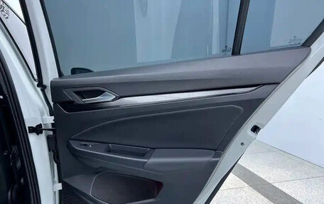 Volkswagen Golf VIII, 2020 год, 1 299 800 рублей, 17 фотография