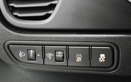 KIA Rio IV, 2021 год, 1 740 000 рублей, 11 фотография