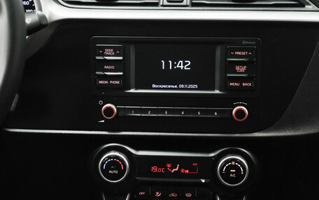 KIA Rio IV, 2021 год, 1 740 000 рублей, 22 фотография