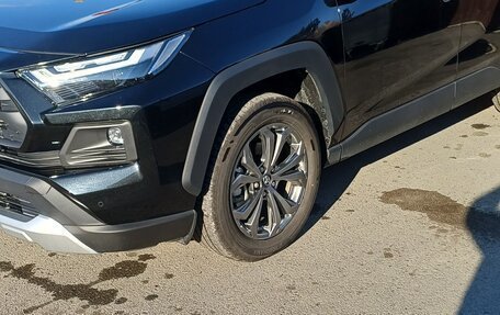 Toyota RAV4, 2024 год, 3 400 000 рублей, 6 фотография