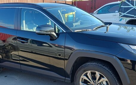 Toyota RAV4, 2024 год, 3 400 000 рублей, 5 фотография