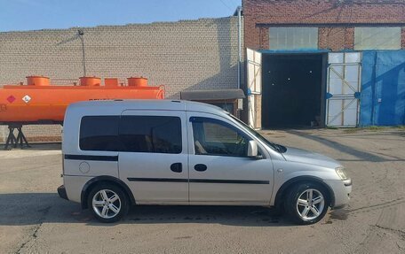 Opel Combo C, 2005 год, 400 000 рублей, 4 фотография