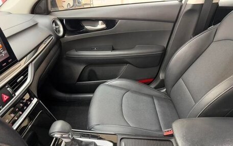 KIA K3, 2022 год, 1 640 000 рублей, 18 фотография