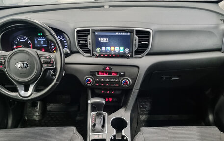 KIA Sportage IV рестайлинг, 2017 год, 1 779 000 рублей, 5 фотография