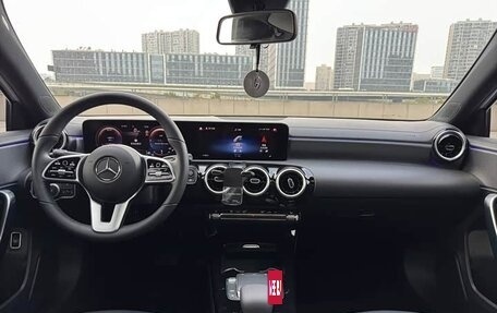 Mercedes-Benz A-Класс, 2022 год, 1 991 571 рублей, 8 фотография