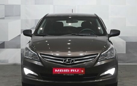 Hyundai Solaris II рестайлинг, 2015 год, 980 000 рублей, 2 фотография