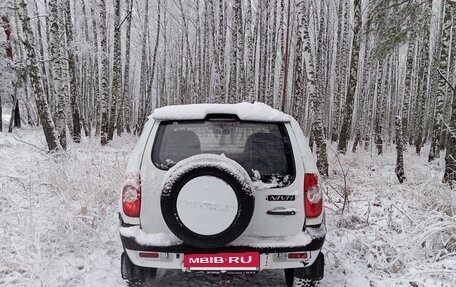 Chevrolet Niva I рестайлинг, 2003 год, 210 000 рублей, 2 фотография