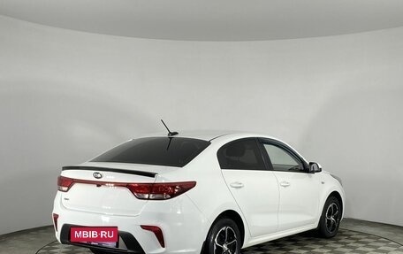 KIA Rio IV, 2018 год, 1 200 000 рублей, 6 фотография